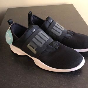 NEW Puma Dare slip ons never worn!